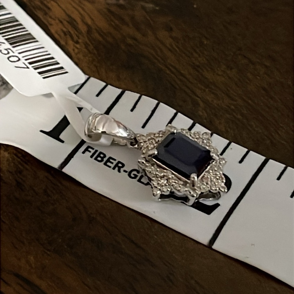 Genuine Natural Blue Sapphire With Tiny Diamonds Pendant in 925 Silver NWT - Picture 7 of 9